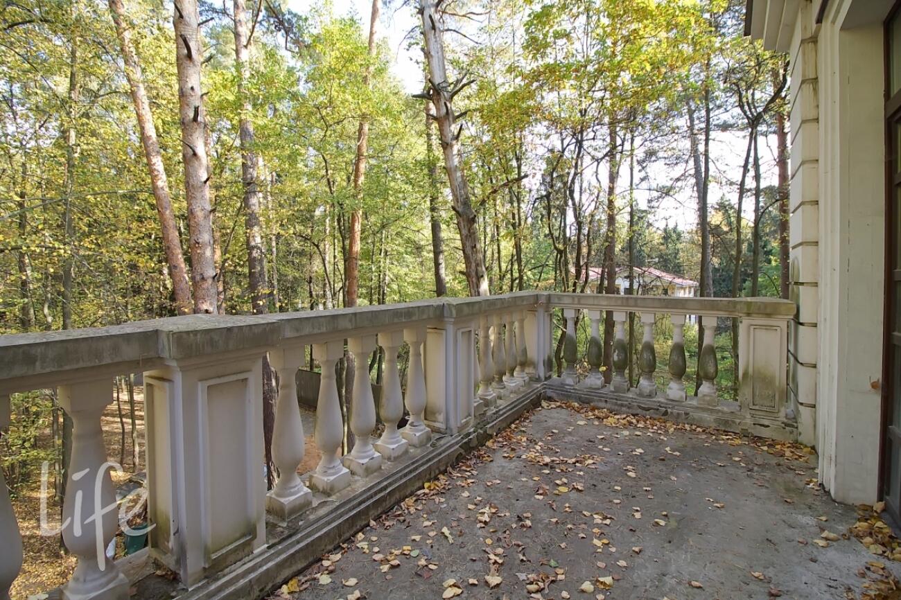 2-этажный коттедж 900 м² без отделки