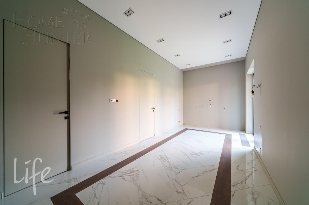 3-этажный коттедж 280 м² с отделкой