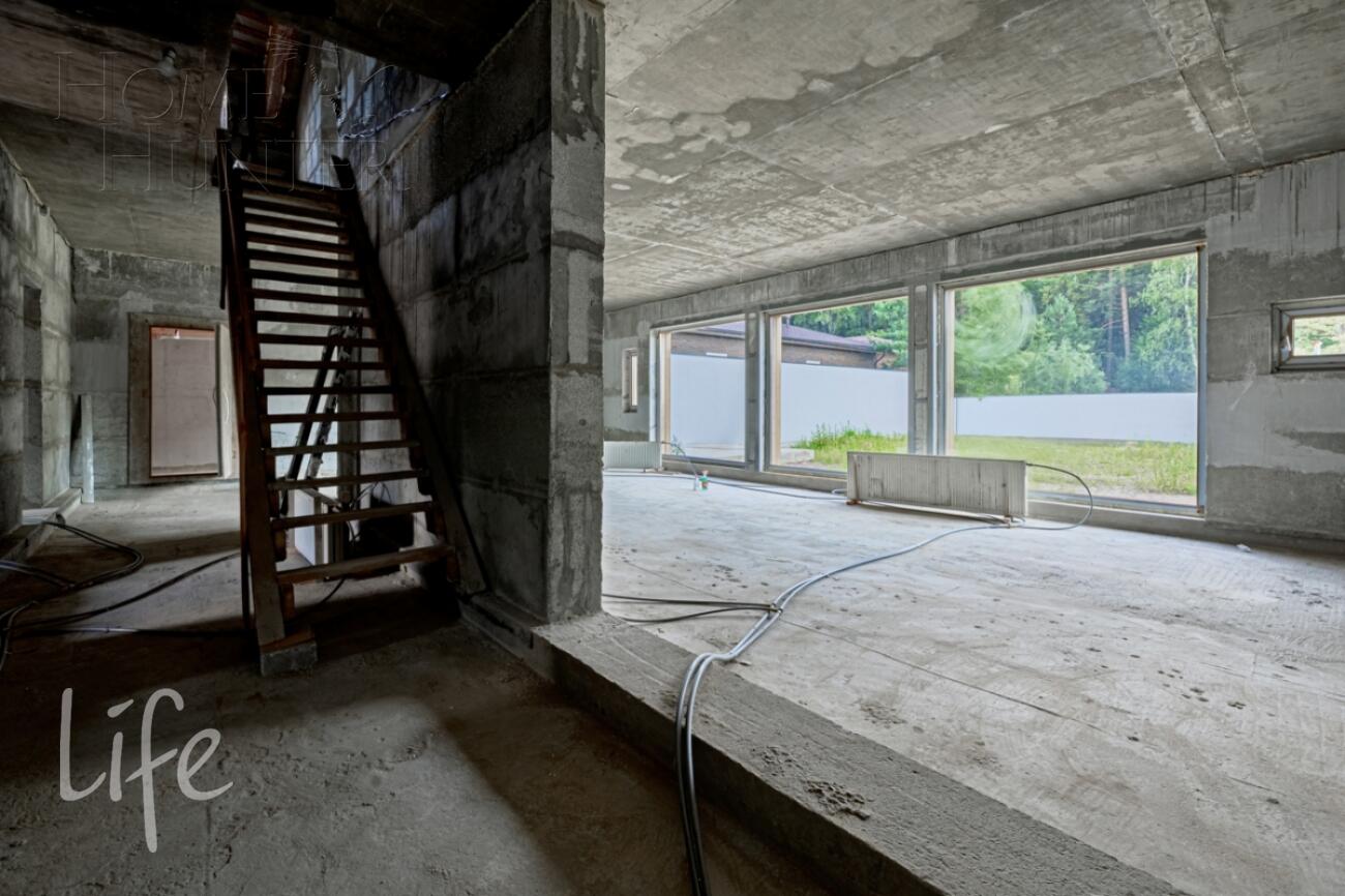 2-этажный коттедж 400 м² без отделки