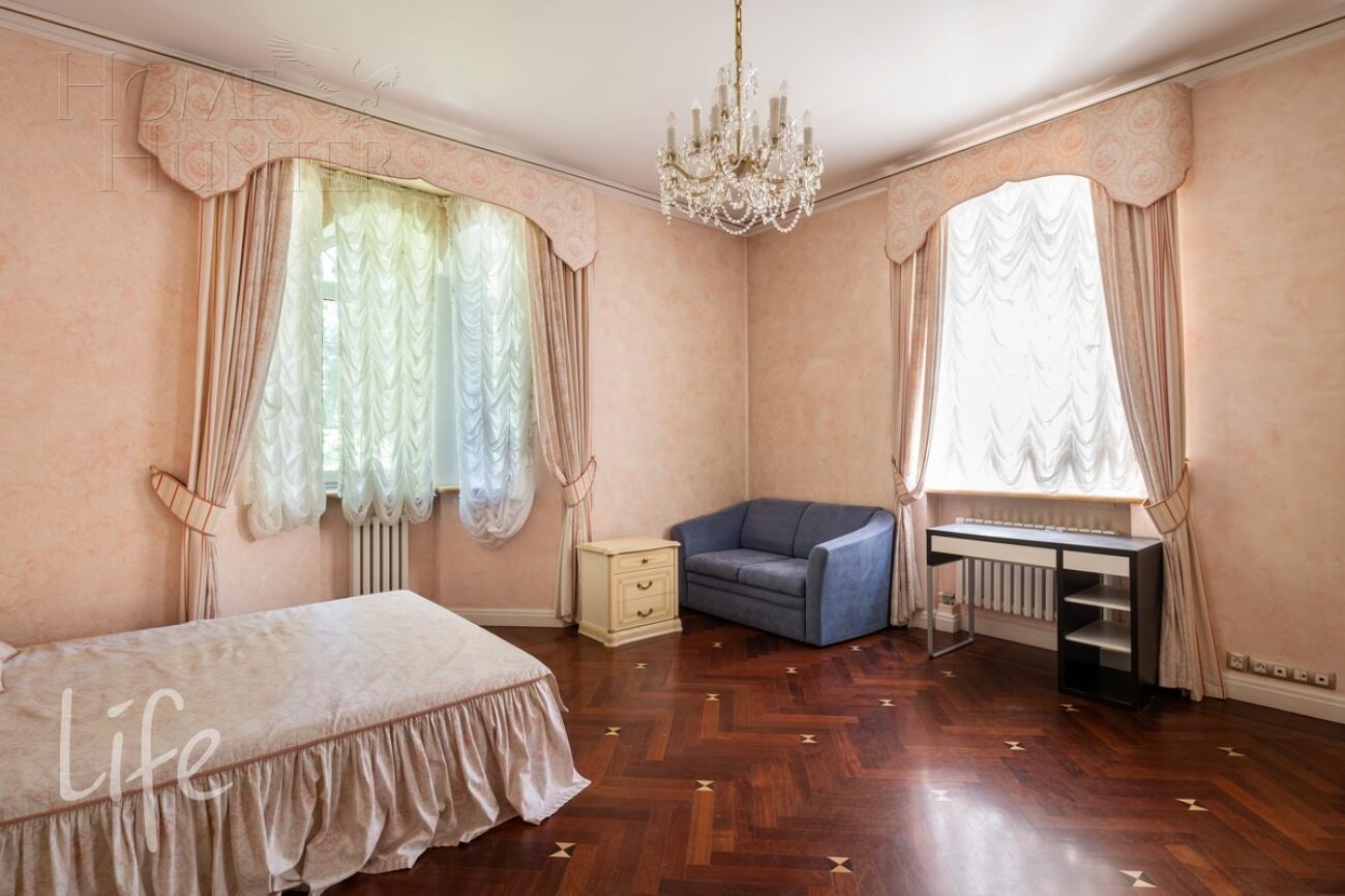 2-этажный коттедж 650 м² с отделкой