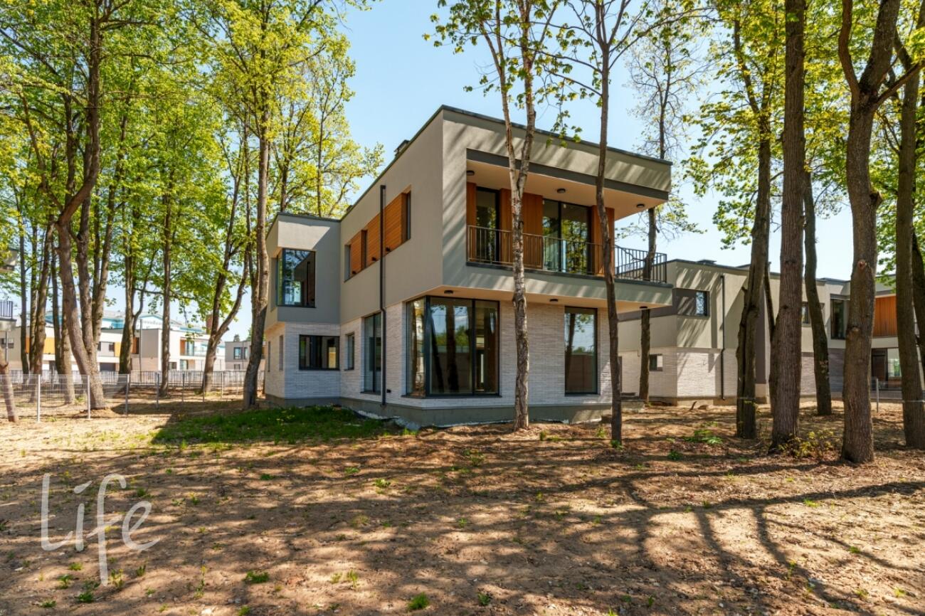 2-этажный коттедж 319 м² без отделки