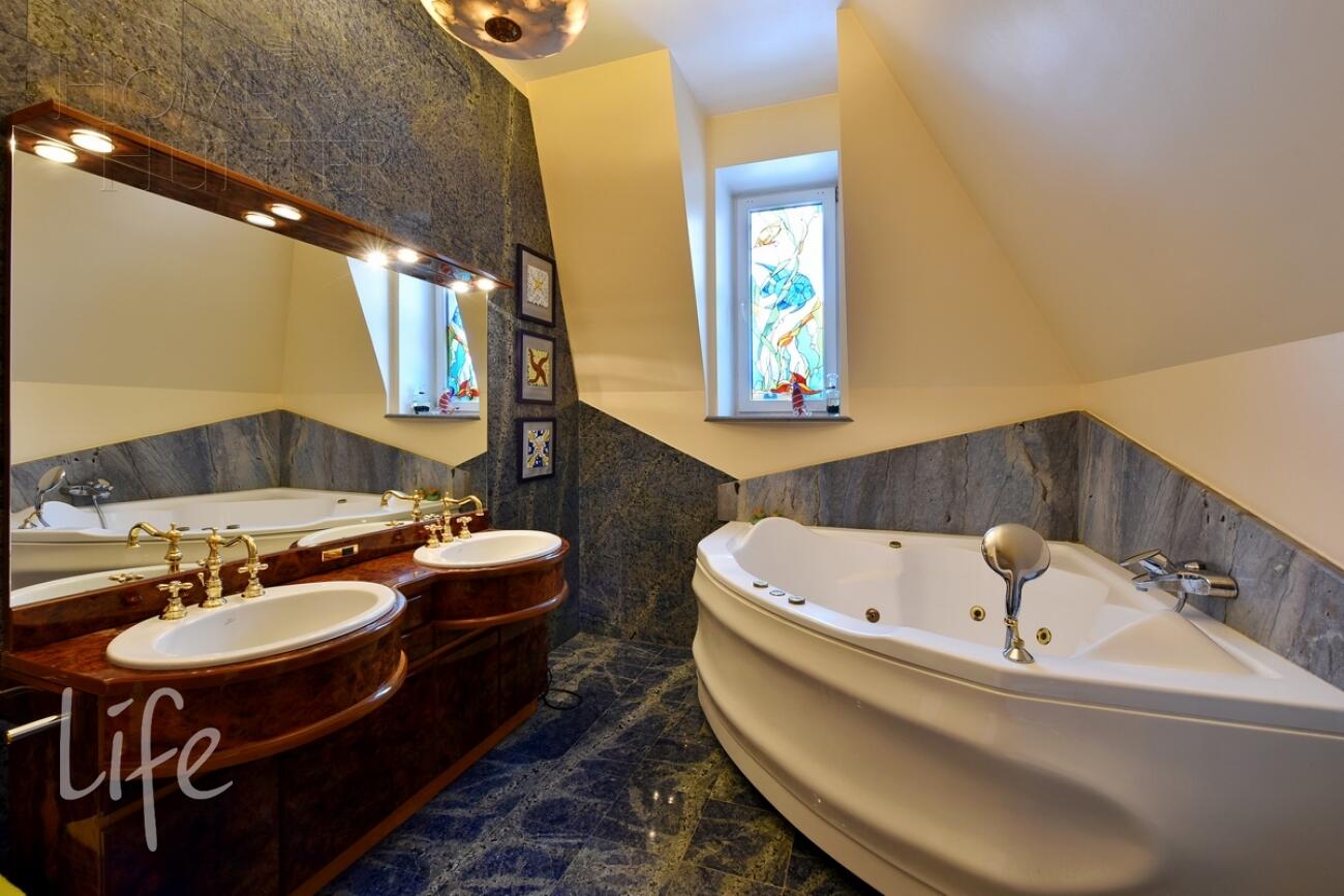 2-этажный коттедж 490 м² с отделкой