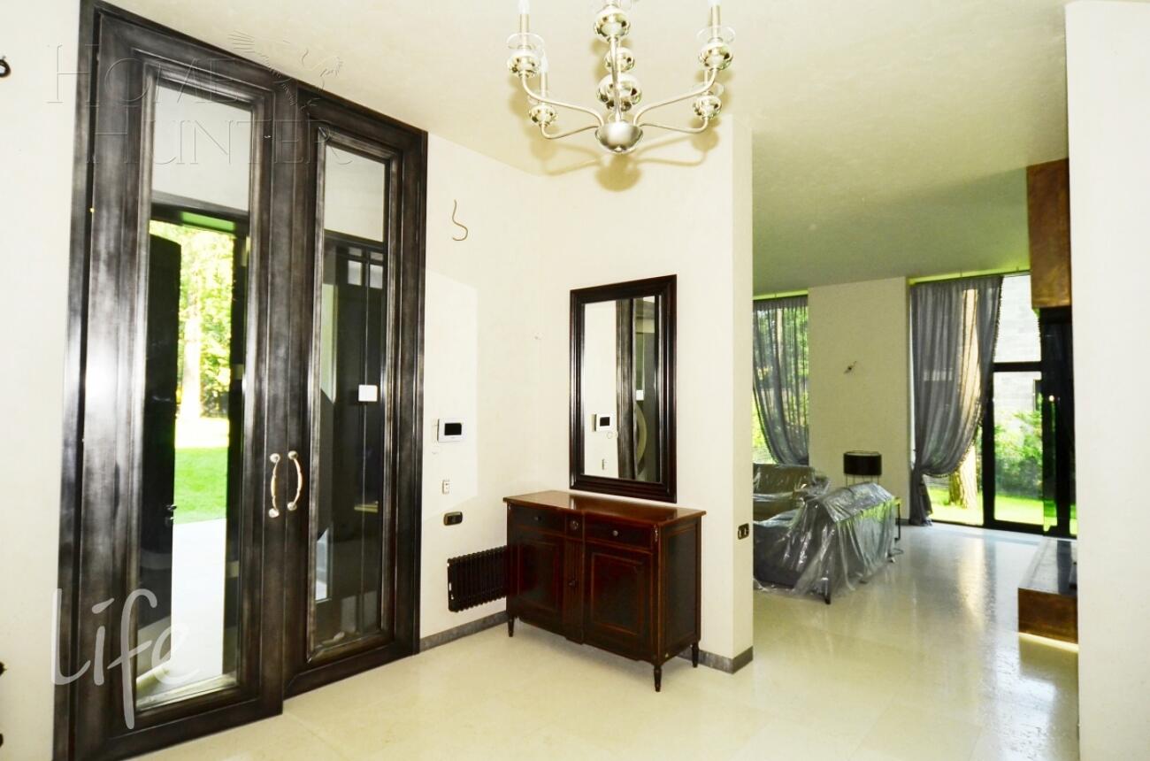 2-этажный коттедж 580 м² с отделкой