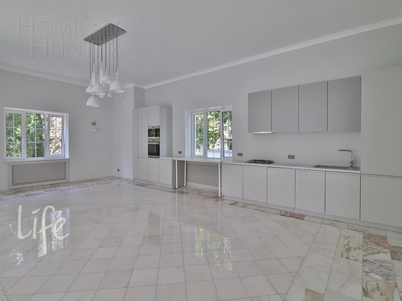 2-этажный коттедж 738 м² с отделкой