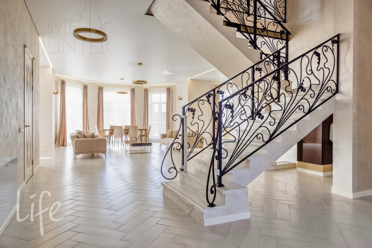 2-этажный коттедж 436 м² с отделкой