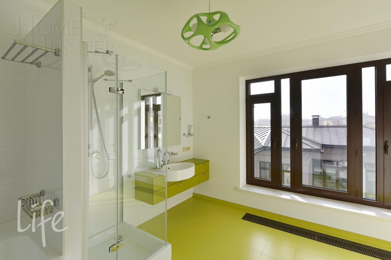 2-этажный коттедж 350 м² с отделкой