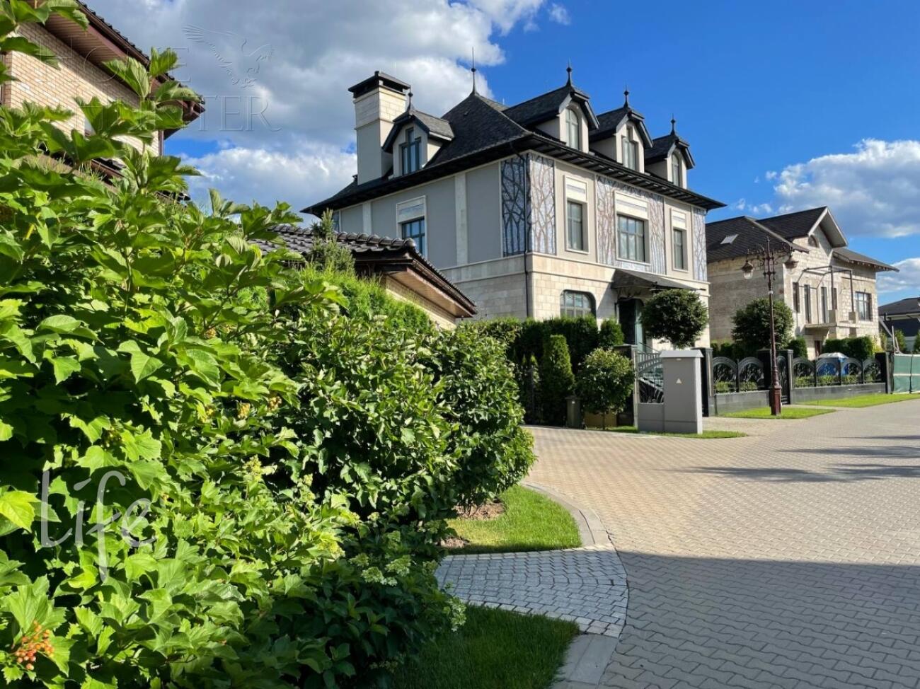 2-этажный коттедж 669 м² без отделки