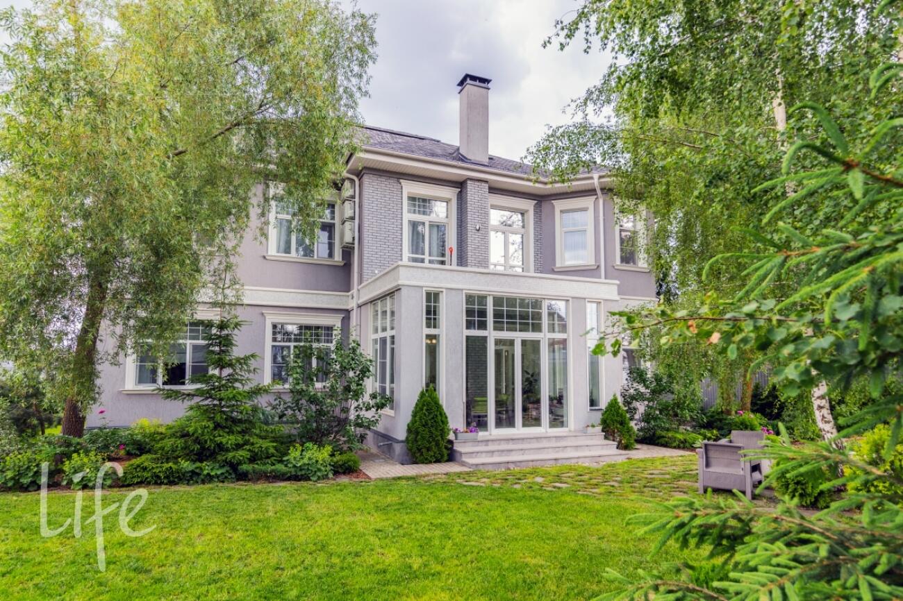 2-этажный коттедж 820 м² с отделкой