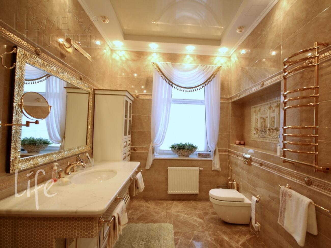 2-этажный коттедж 560 м² с отделкой