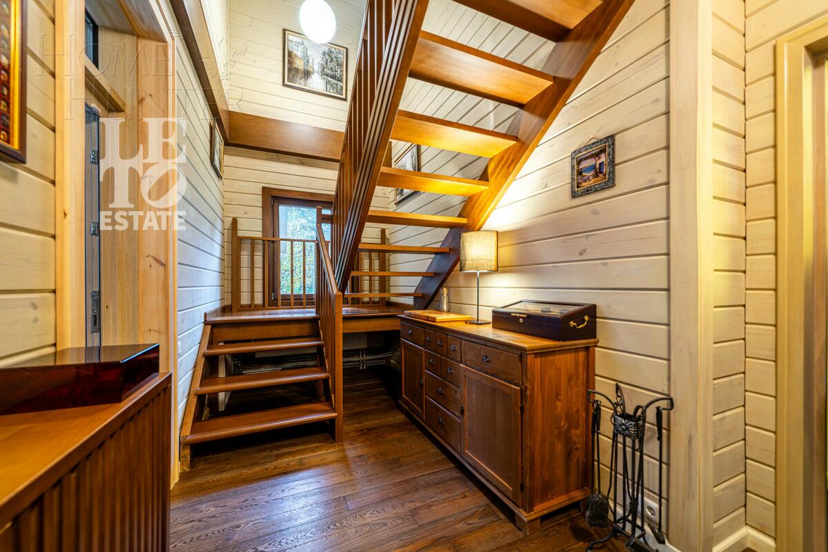 2-этажный коттедж 443 м² с отделкой