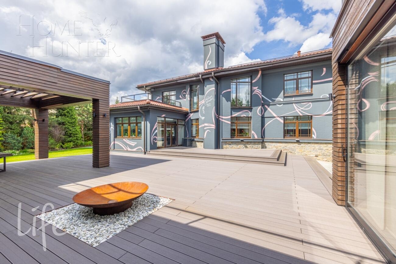 2-этажный коттедж 550 м² с отделкой