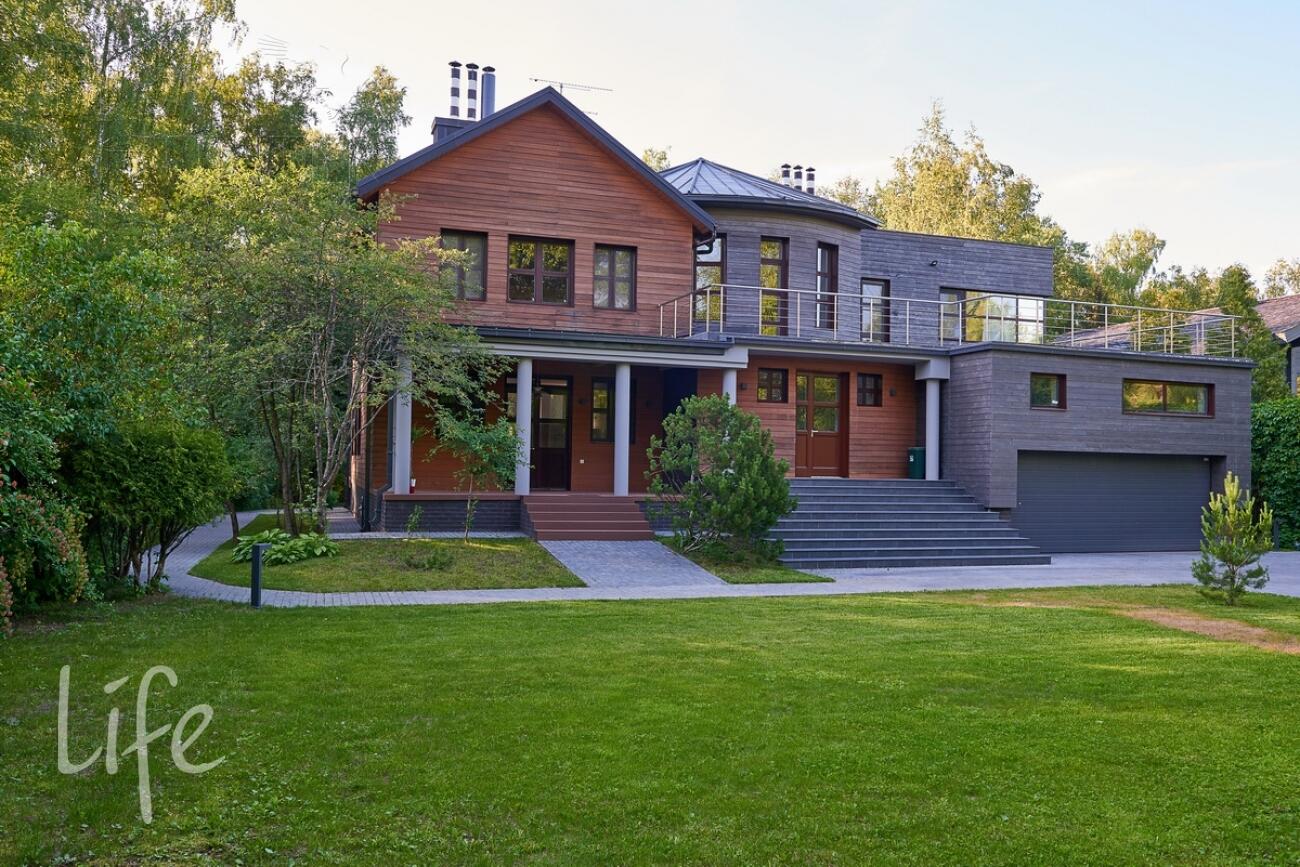 2-этажный коттедж 650 м² с отделкой