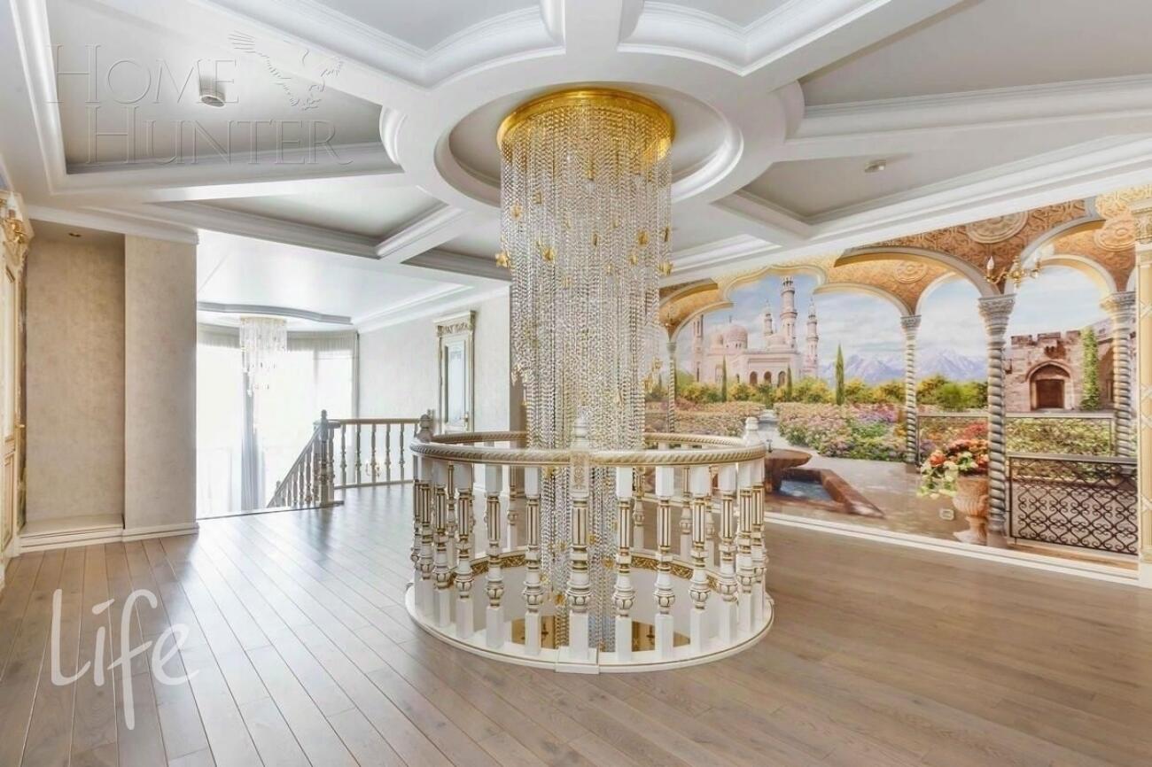 2-этажный коттедж 612 м² с отделкой