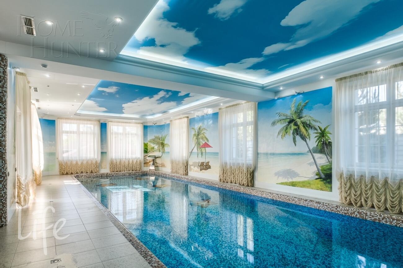 3-этажный коттедж 1 650 м² с отделкой