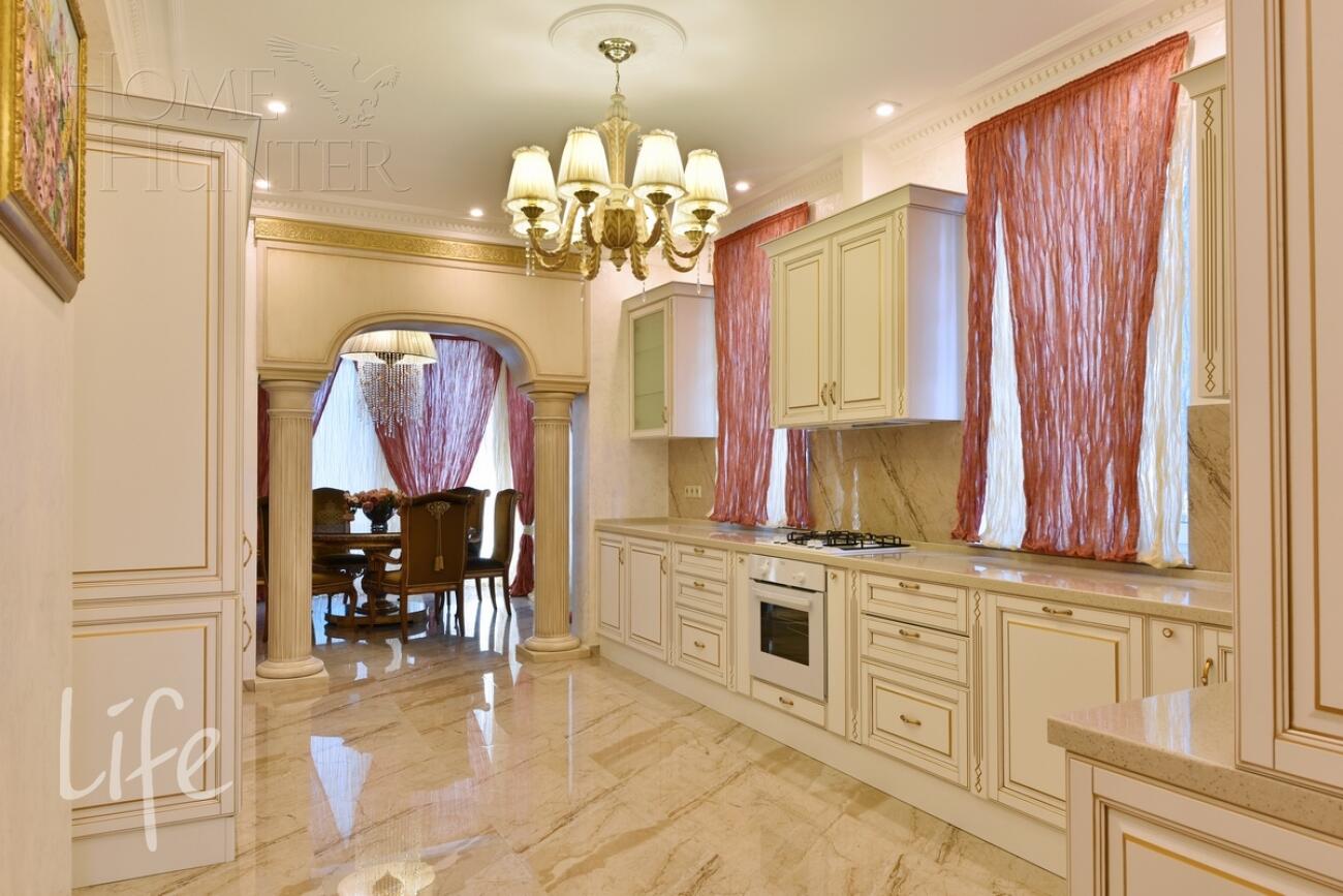 2-этажный таунхаус 385 м² с отделкой