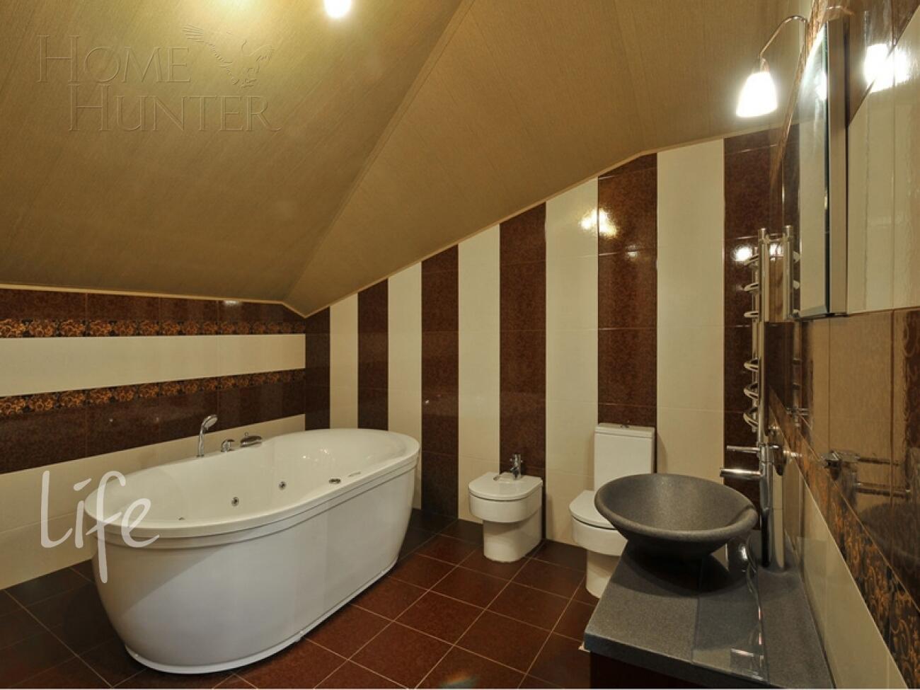 2-этажный коттедж 868 м² с отделкой