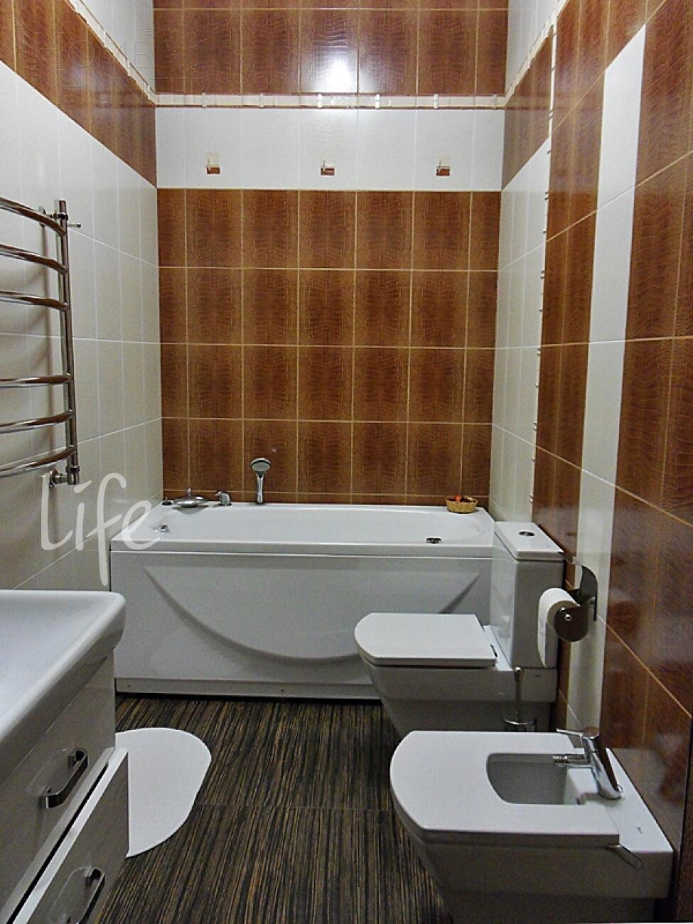 2-этажный коттедж 868 м² с отделкой