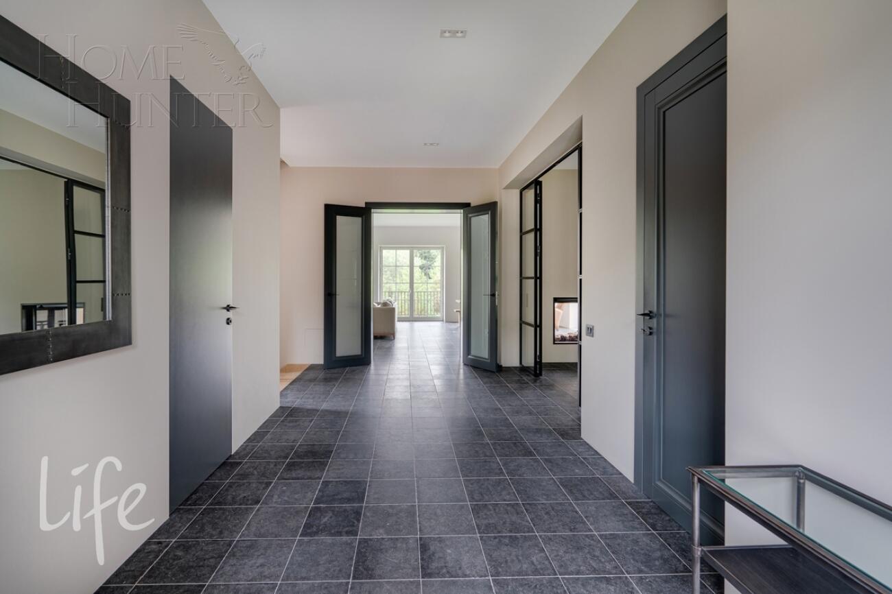 2-этажный коттедж 467 м² с отделкой