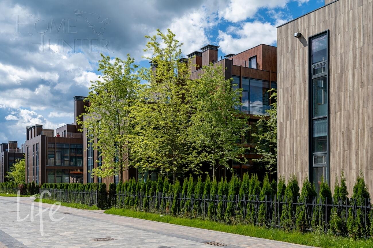 3-этажный таунхаус 238 м² без отделки