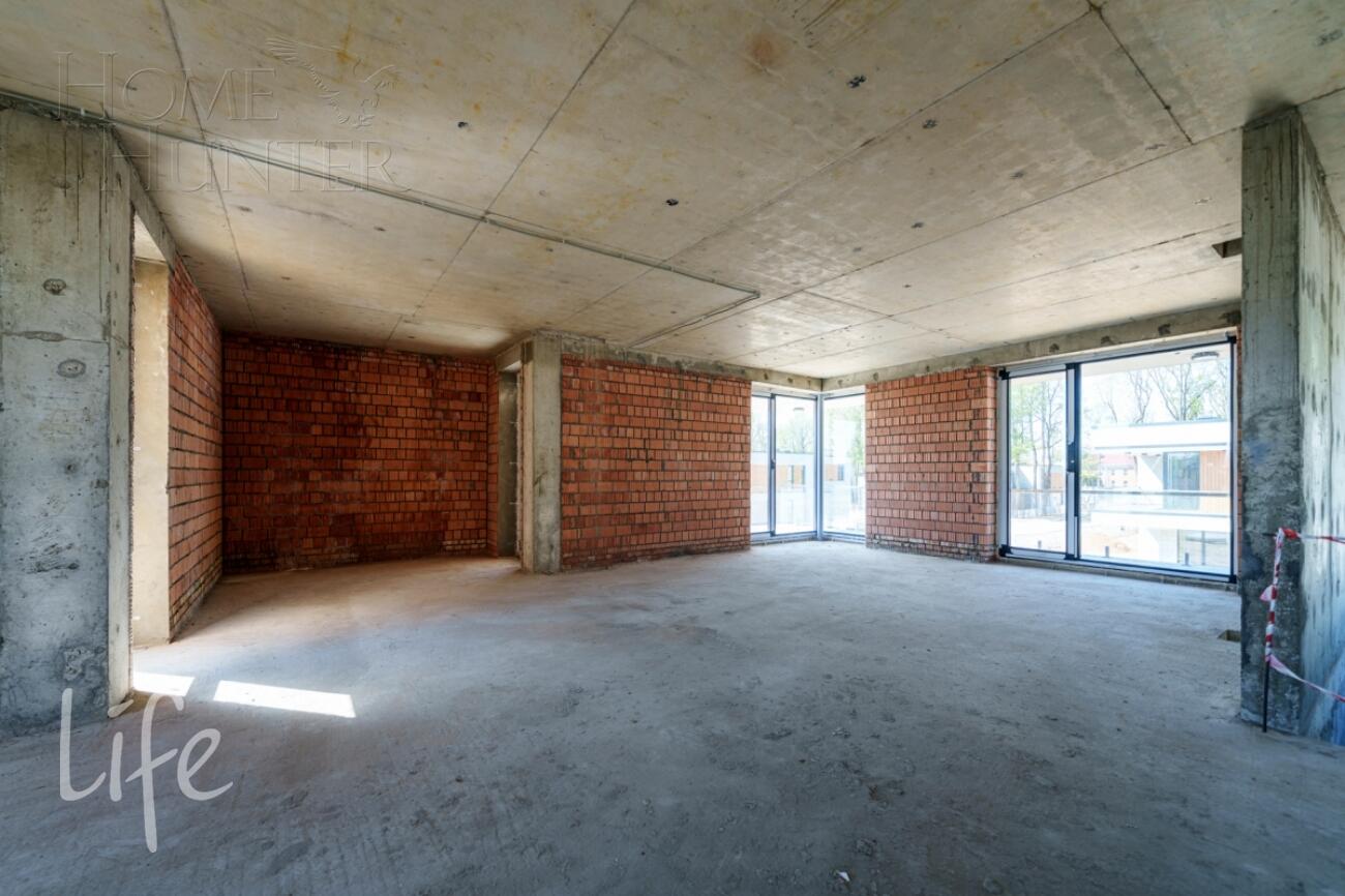 2-этажный коттедж 363 м² без отделки