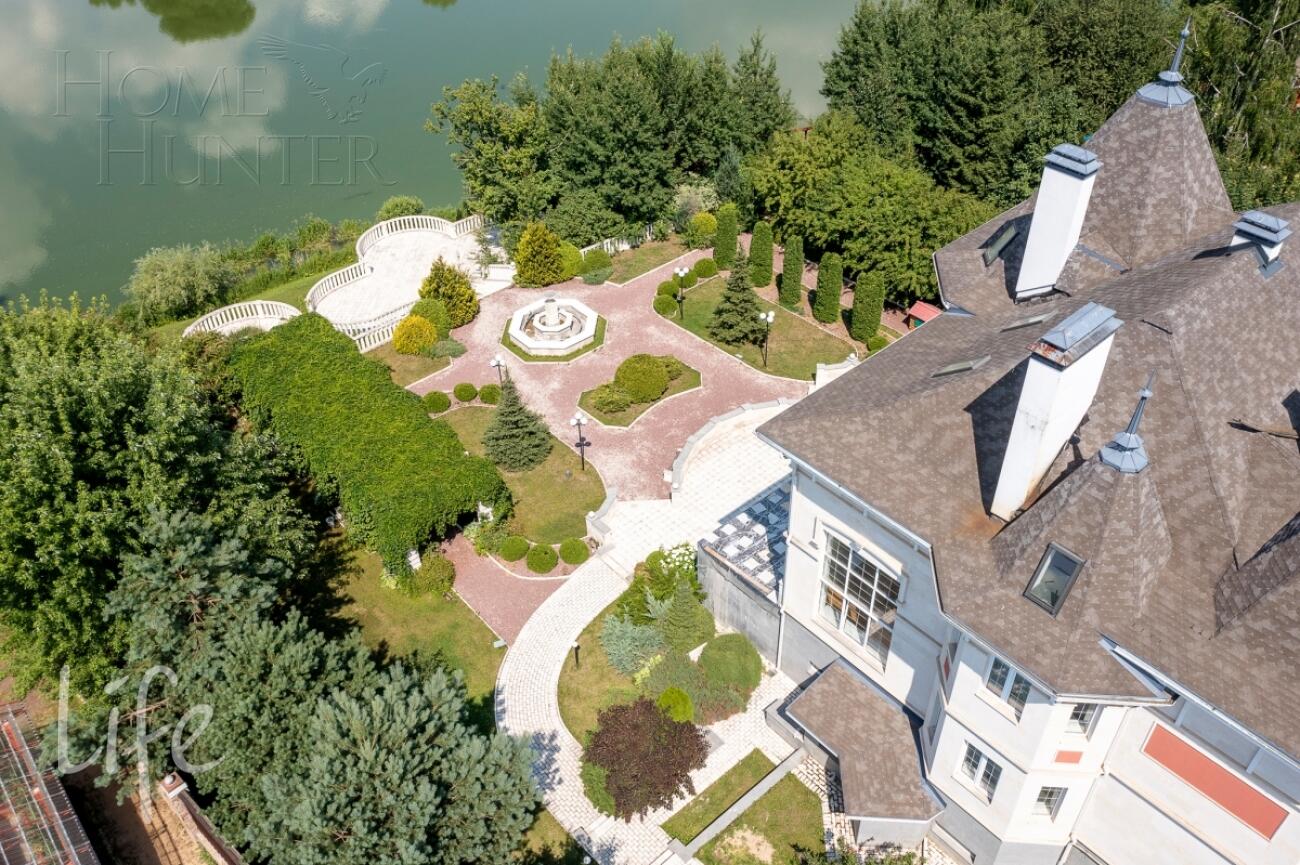 2-этажный коттедж 800 м² с отделкой