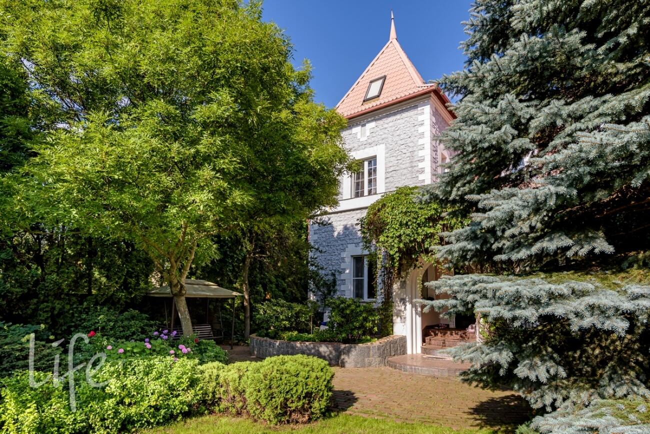 2-этажный коттедж 490 м² с отделкой