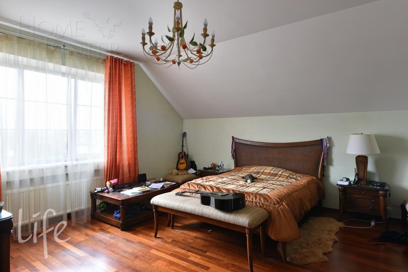 2-этажный коттедж 550 м² с отделкой