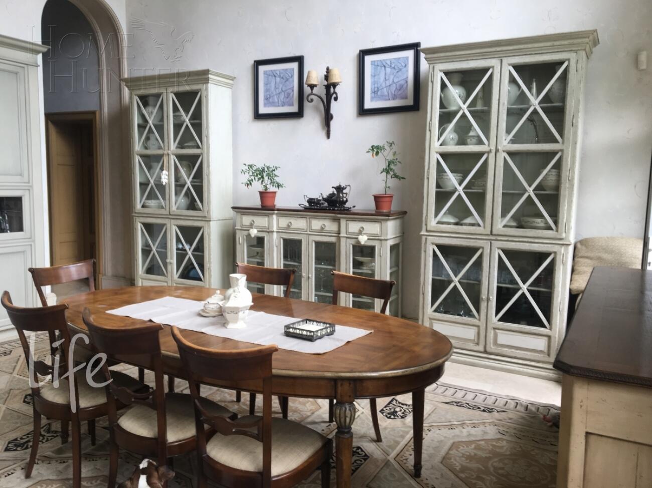 1-этажный коттедж 250 м² с отделкой