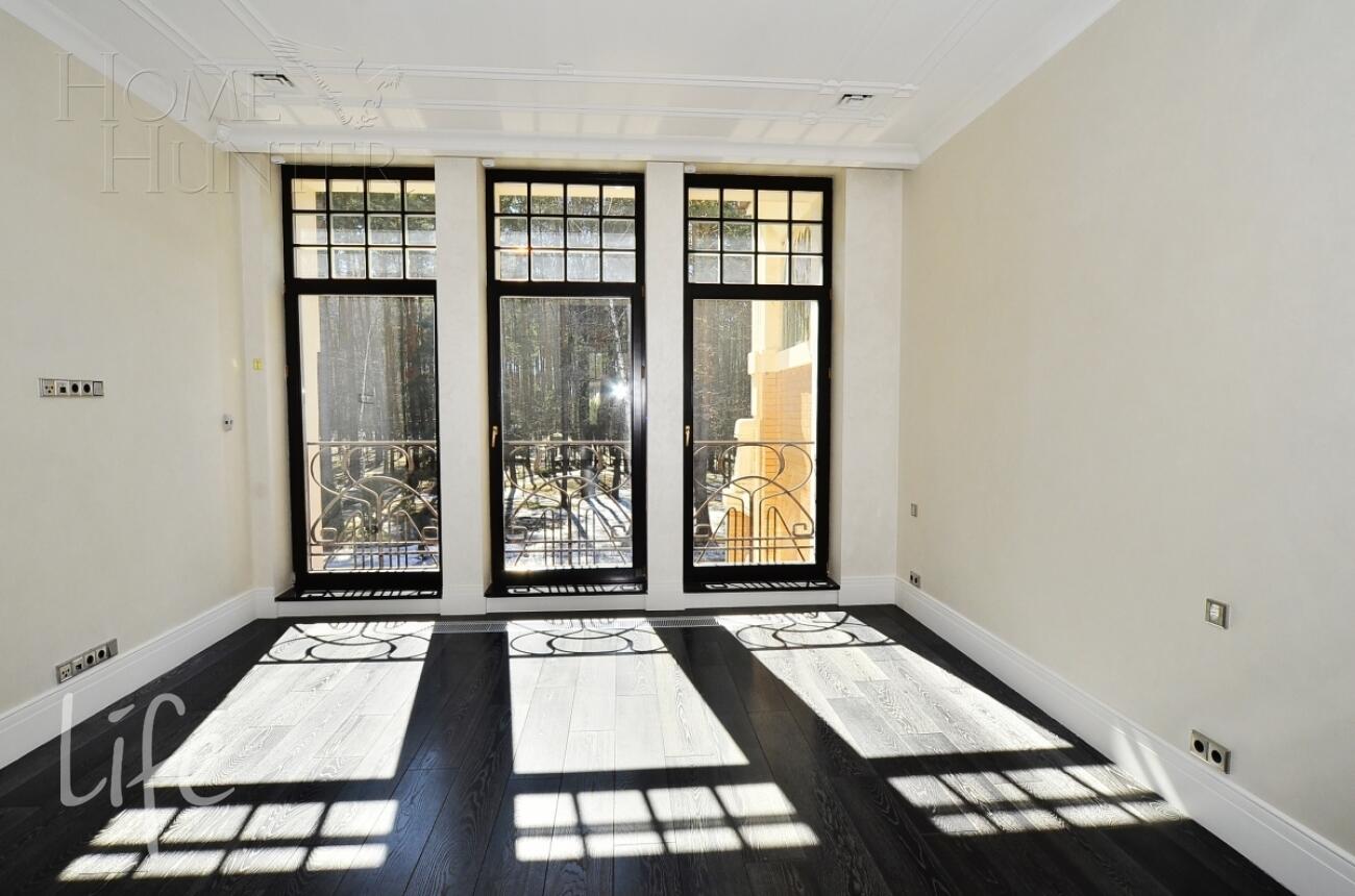 2-этажный коттедж 1 372 м² с отделкой