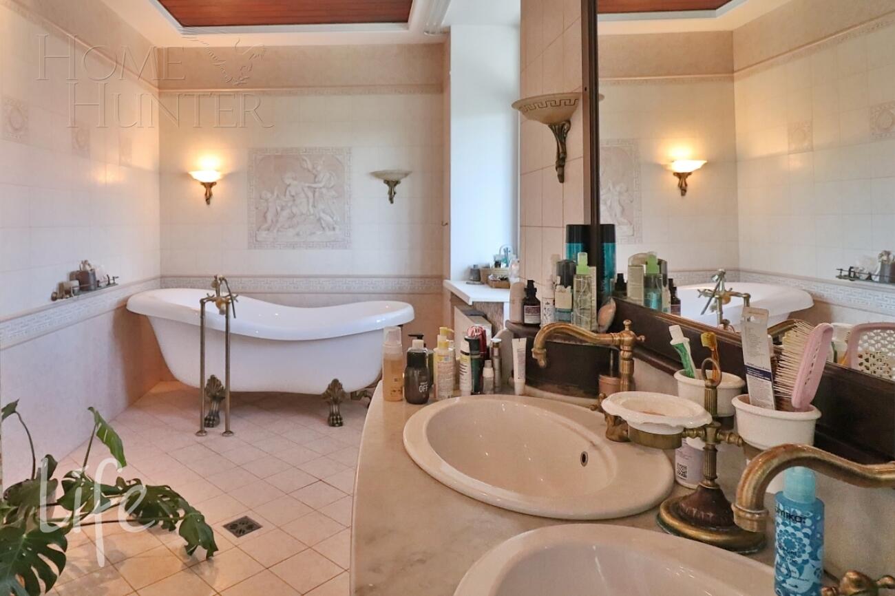 3-этажный таунхаус 408 м² с отделкой