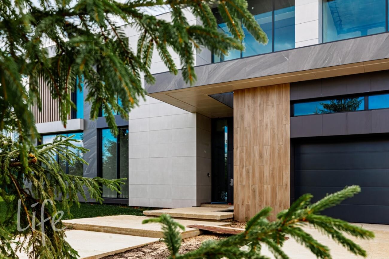 2-этажный коттедж 891 м² без отделки