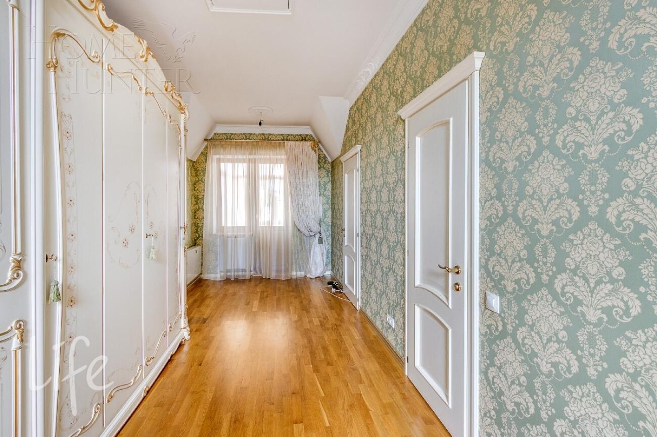 2-этажный коттедж 360 м² с отделкой