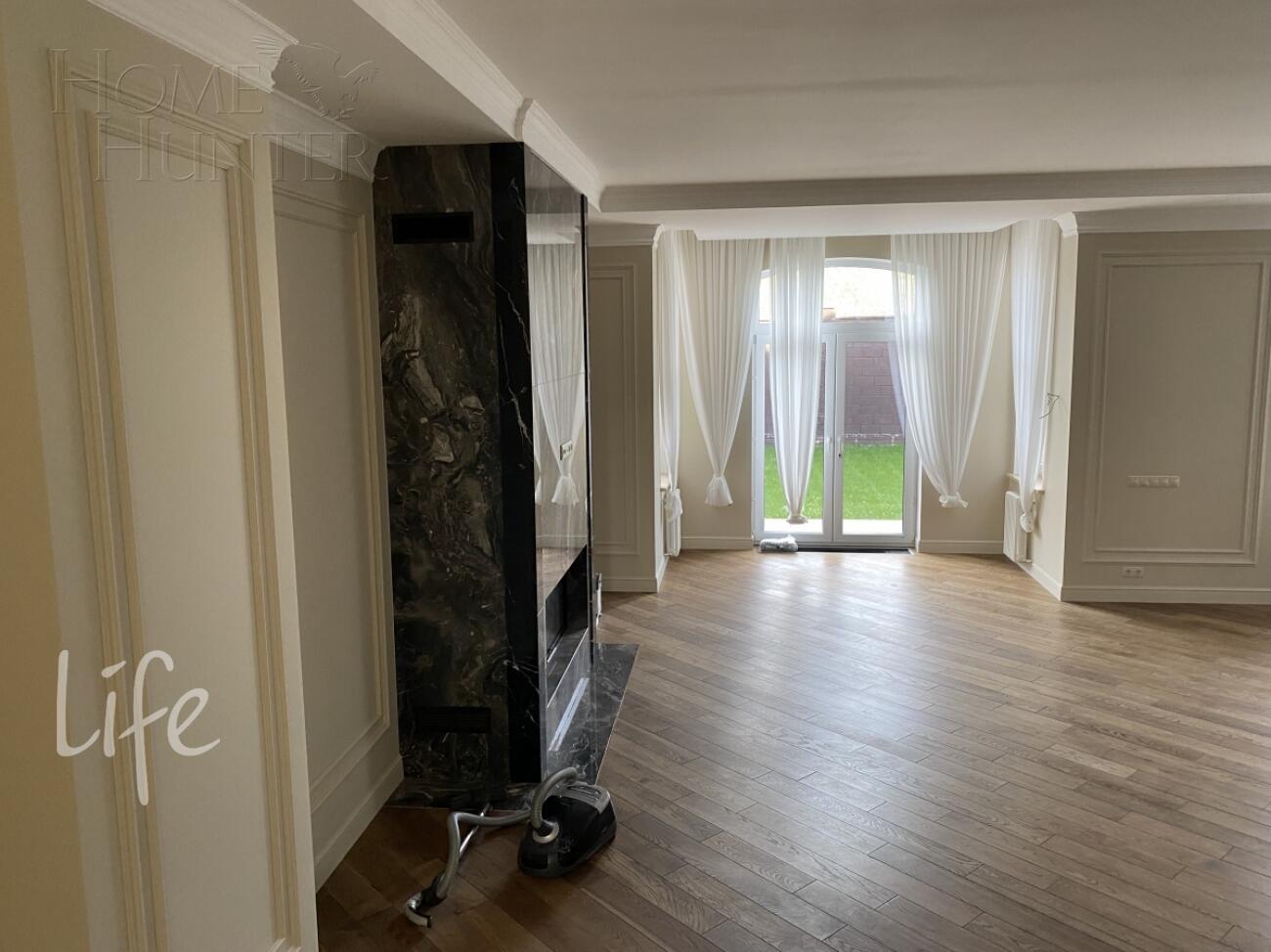 2-этажный таунхаус 345 м² с отделкой