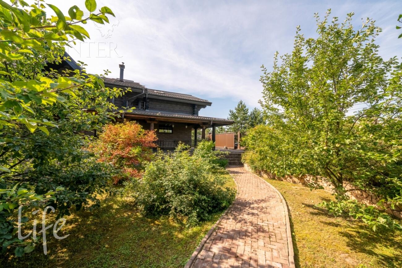 2-этажный коттедж 390 м² с отделкой