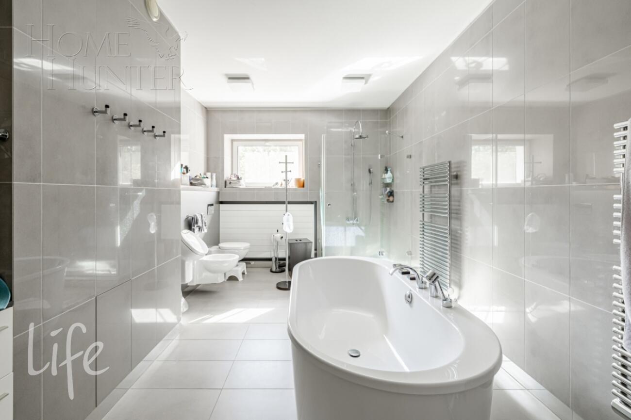 2-этажный коттедж 1 328 м² с отделкой