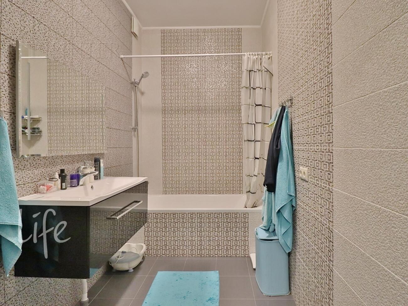 2-этажный таунхаус 345 м² с отделкой