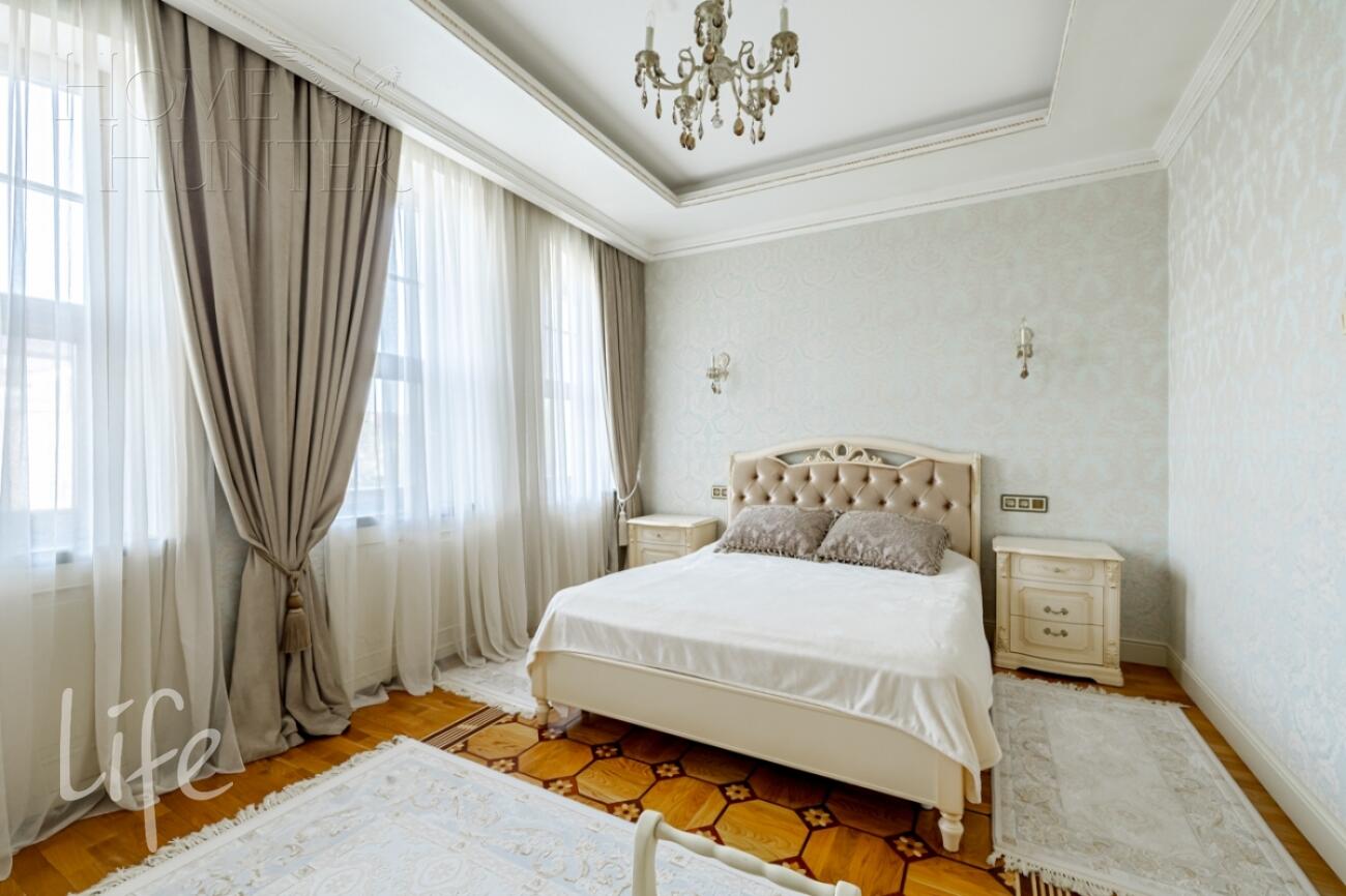 2-этажный коттедж 1 000 м² с отделкой