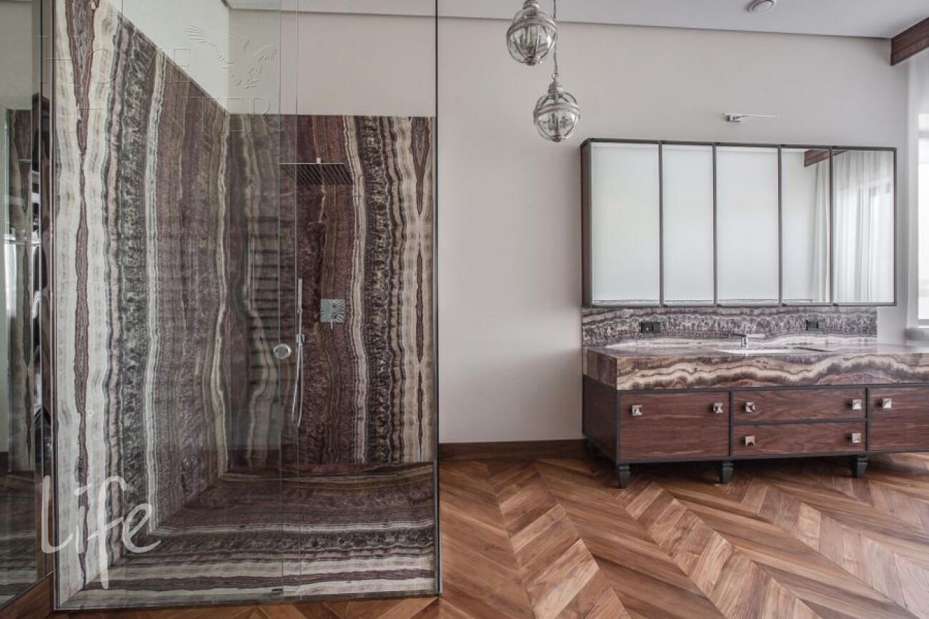 2-этажный коттедж 989.7 м² с отделкой