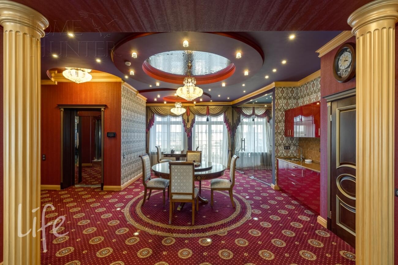 3-этажный коттедж 1 650 м² с отделкой