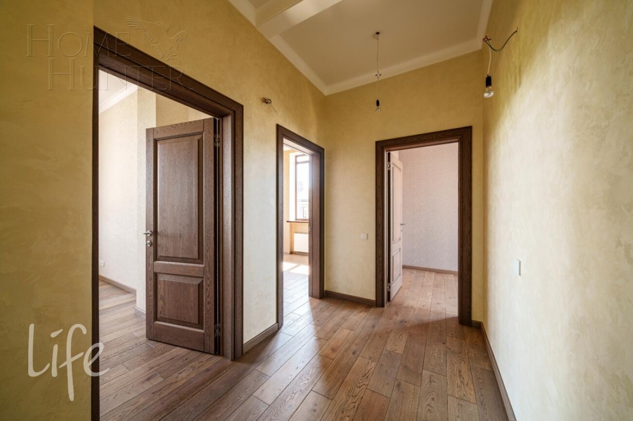 2-этажный коттедж 400 м² с отделкой