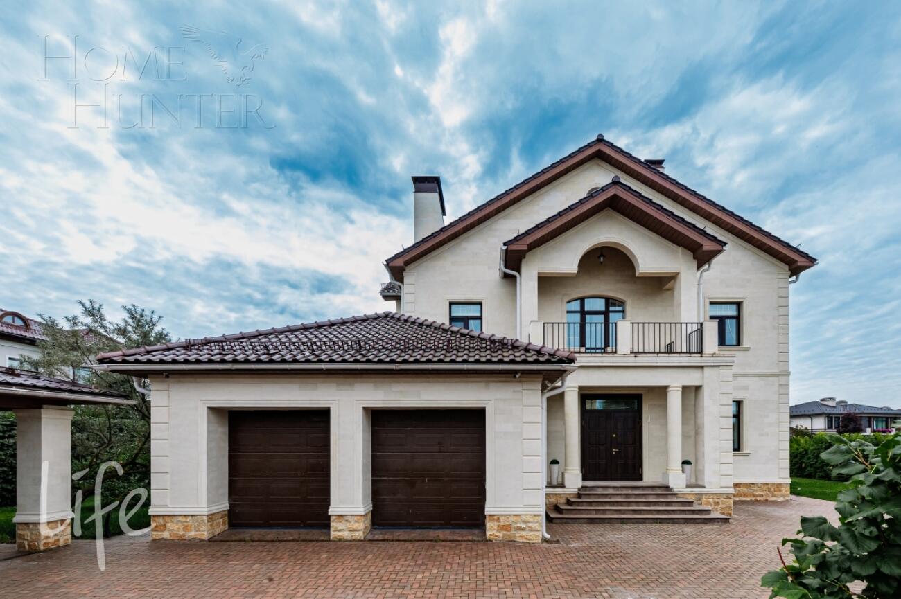 2-этажный коттедж 450 м² с отделкой