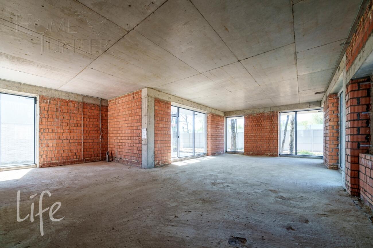 2-этажный коттедж 319 м² без отделки