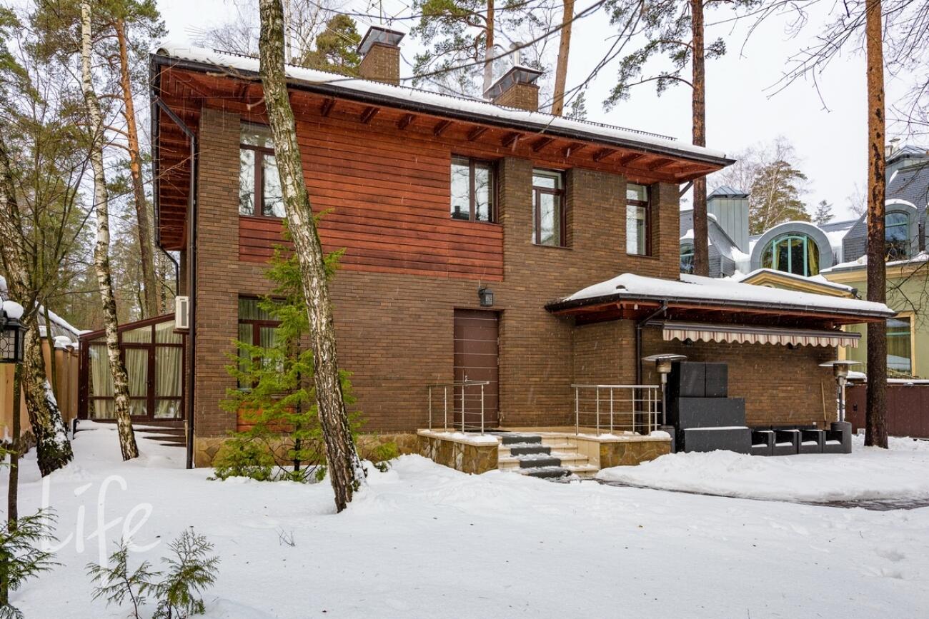 2-этажный коттедж 450 м² с отделкой