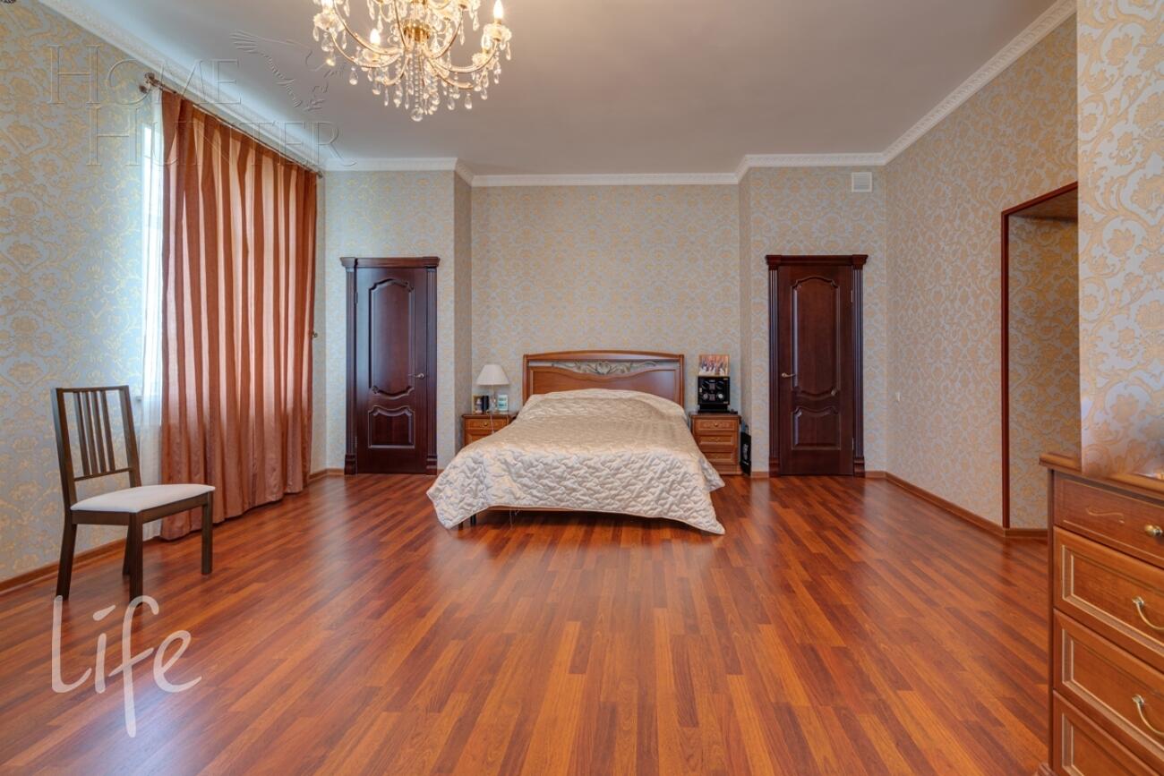 2-этажный коттедж 563 м² с отделкой