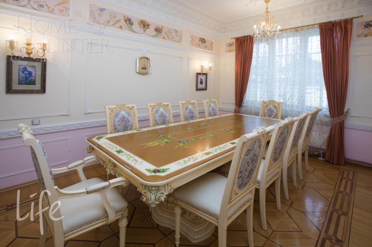 2-этажный коттедж 800 м² с отделкой