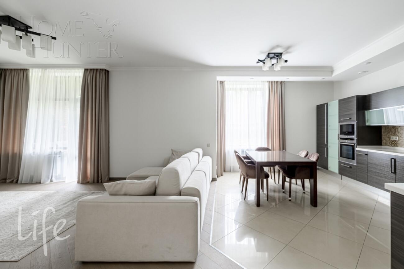 2-этажный таунхаус 220 м² с отделкой