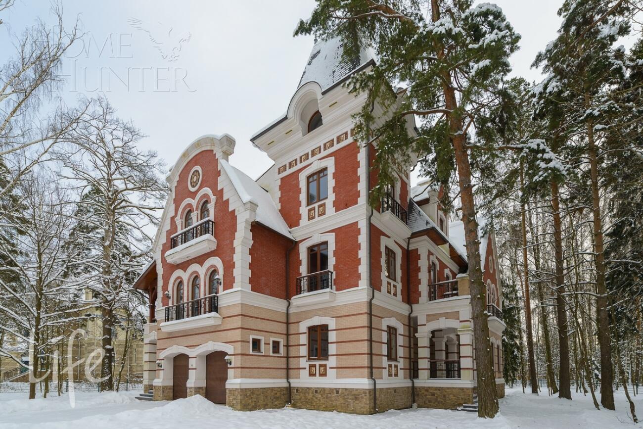 2-этажный коттедж 702 м² с отделкой