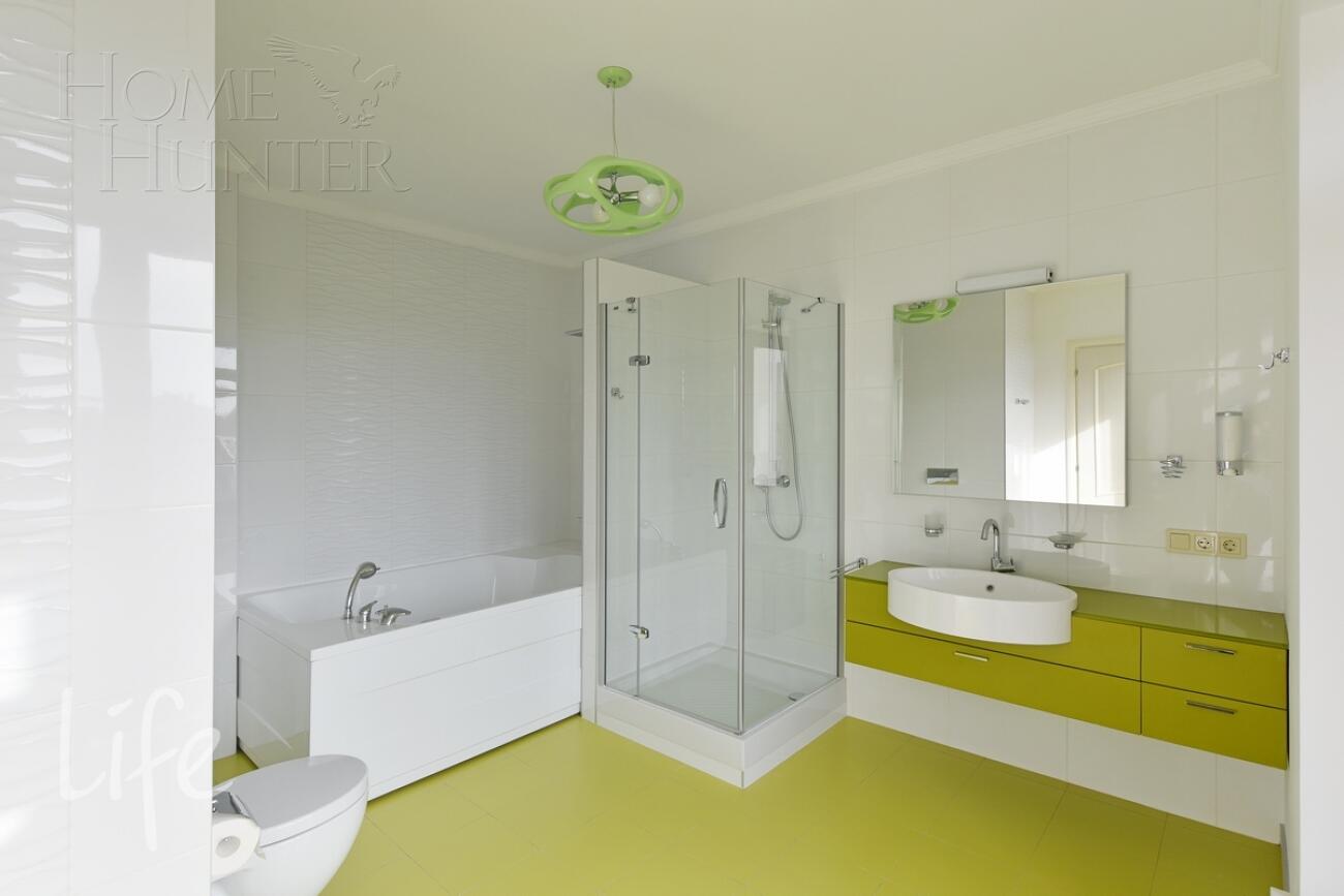 2-этажный коттедж 350 м² с отделкой