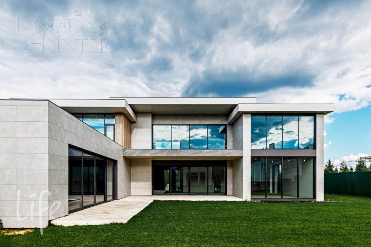 2-этажный коттедж 891 м² без отделки