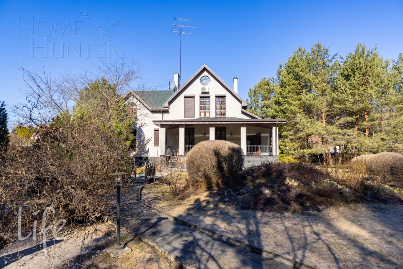 2-этажный коттедж 340 м² с отделкой